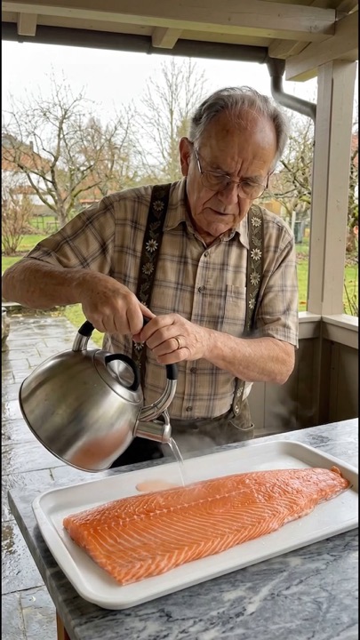 Lachs auf dem Brett
